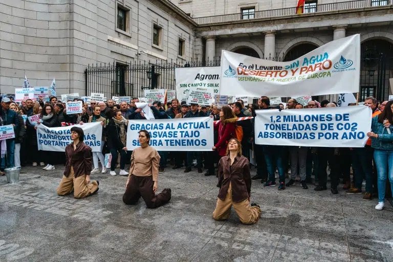 Realidades que, sin agua, desaparecerán 2 Tasvase Tajo Segura Manifestación Performance BIA3 Consultores