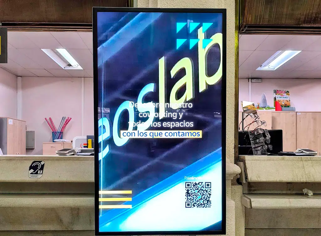 La Importancia de las Campañas de Vídeo e Imagen Fija en Pantallas Durante Periodos de Rebajas 2 Pantallas DOOH Publicidad Digital Exterior